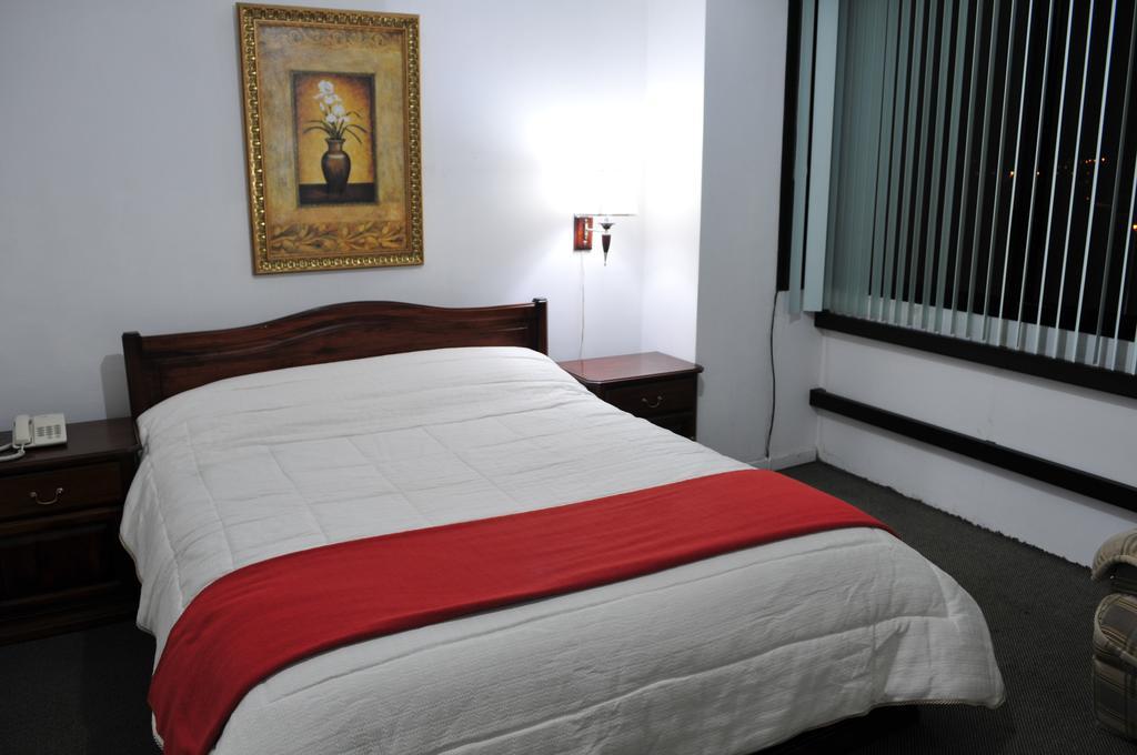 Hotel Cordero Cuenca Exterior photo